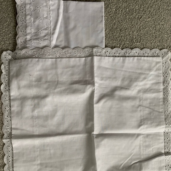 Pillow cases - Picture 2 of 3